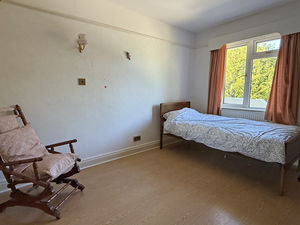 Photo 7- click for photo gallery